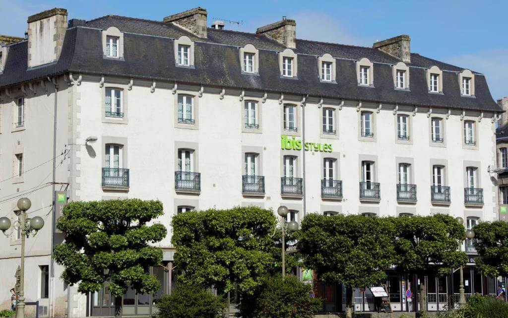  Hôtel Ibis styles Dinan Centre - Ville - Hôtels à Dinan 