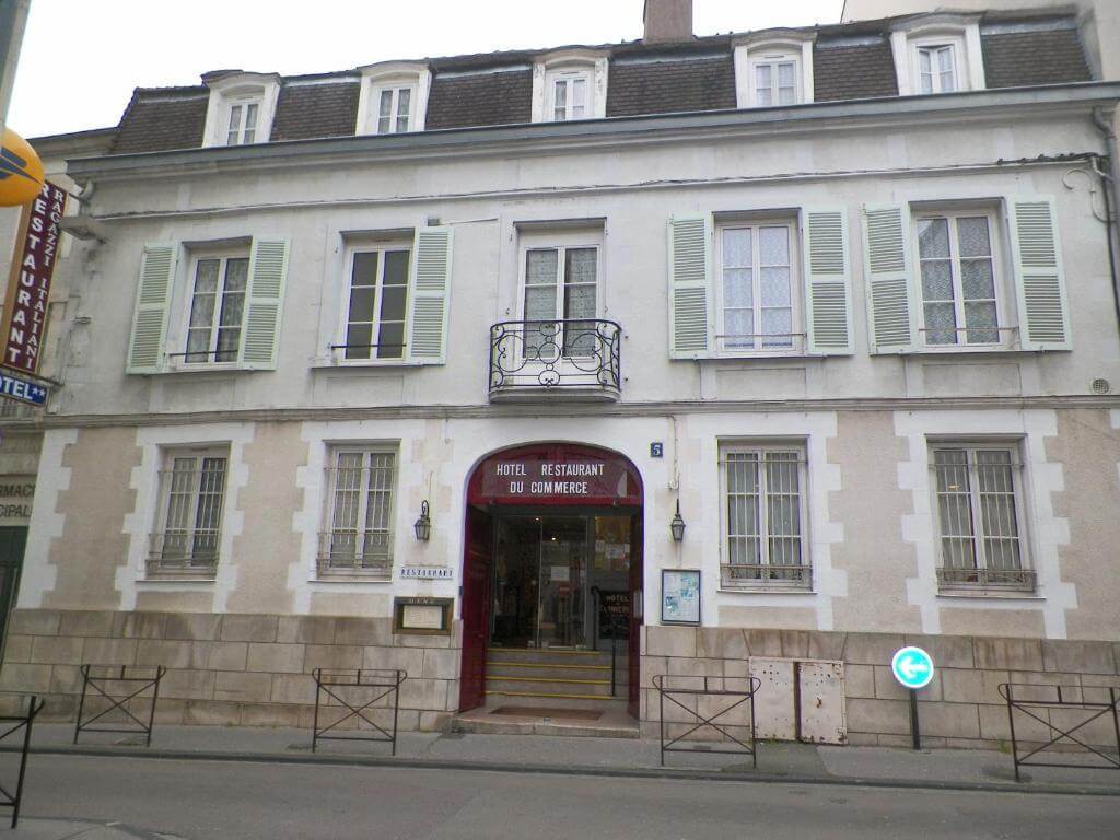 Hôtel du Commerce - Hôtels à Auxerre