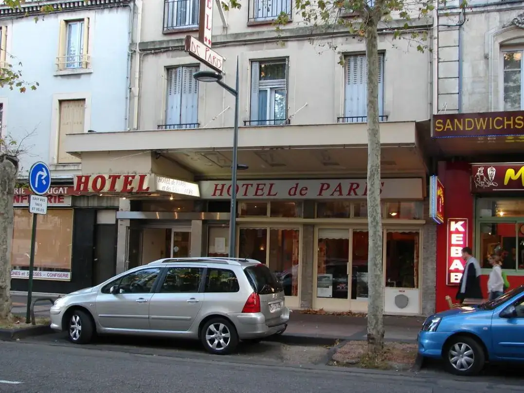  Hôtel de Paris et des Voyageurs - hôtels à Valence
