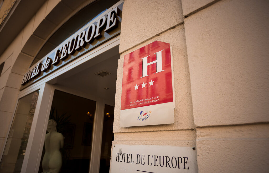  Hôtel de l’Europe Grenoble hyper centre - Hôtels à Saint-Martin-d'hères 