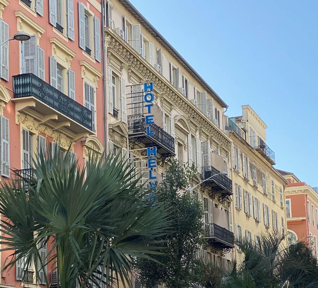  Hôtel Helvétique Nice - Hôtels à Nice 